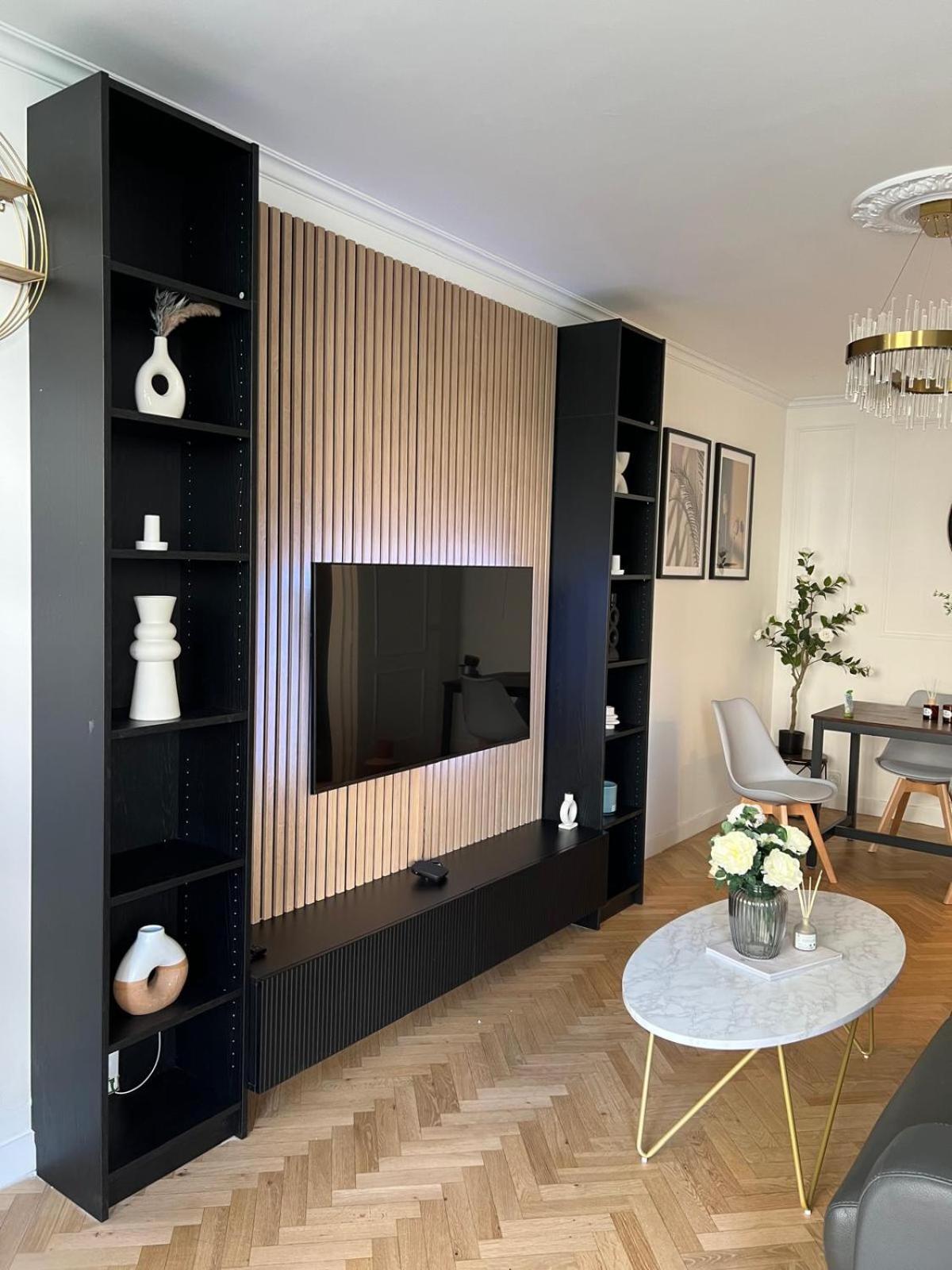 קלישי Excellent Apartment For Familly מראה חיצוני תמונה