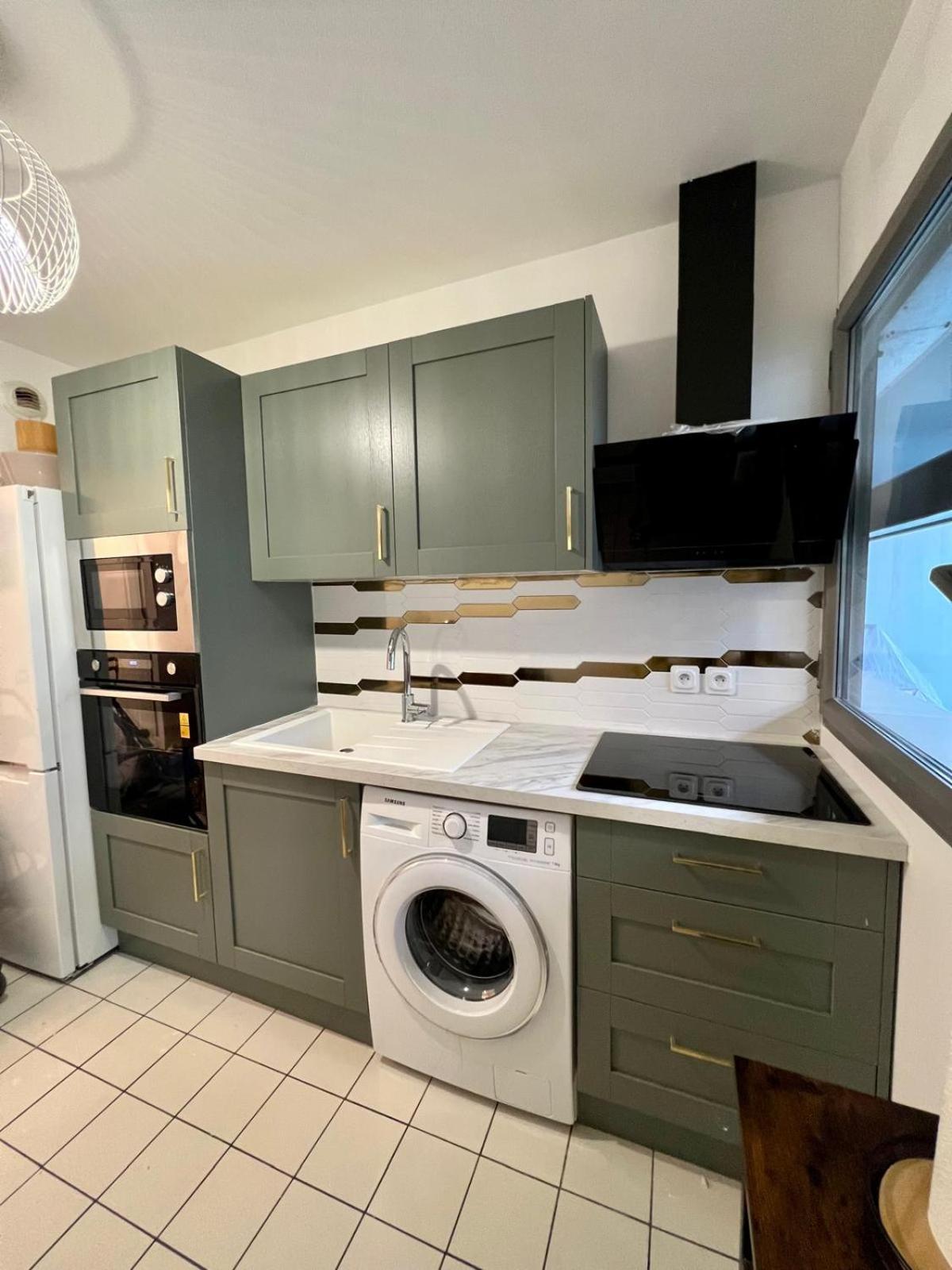 קלישי Excellent Apartment For Familly מראה חיצוני תמונה